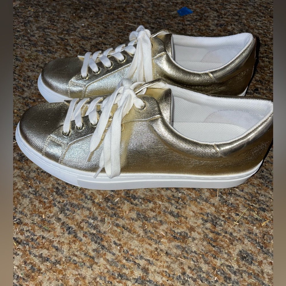 Damelio Gold Sneakers